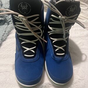 HW Hyperlite Wake Boards System Booy Technology